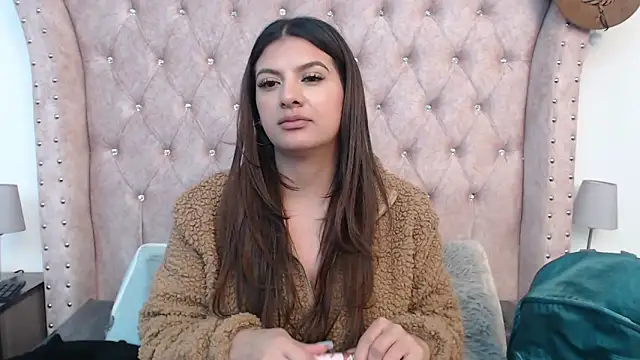 Snapshot of Abril_Squirt chatting on 01.12.25 Abril Squirt online show from 01.12.25