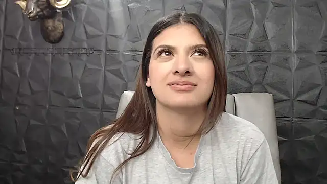 Snapshot of Abril_Squirt chatting on 01.24.25 Abril Squirt online show from 01.24.25