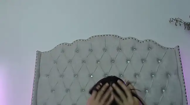 Snapshot of Abril_Squirt chatting on 02.22.25 Abril Squirt online show from 02.22.25