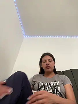 Abril Squirt online show from 05.09.26