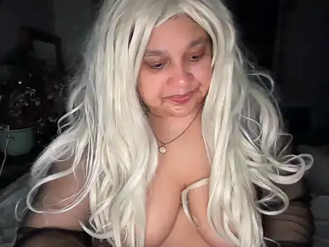 MelanieFawker online show from 09.21.25