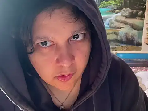 MelanieFawker online show from 09.28.25