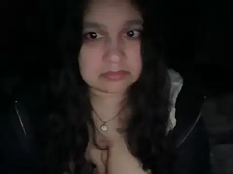 MelanieFawker online show from 11.04.25