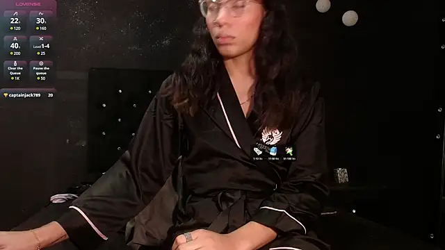 Snapshot of EmilyGomezLS chatting on 02.15.25 EmilyGomezLS online show from 02.15.25