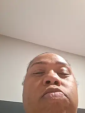 pinkpassionpleaser online show from 03.12.26