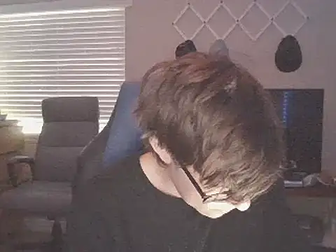 Snapshot of KaliSnow199623 chatting on 02.13.25 KaliSnow199623 online show from 02.13.25