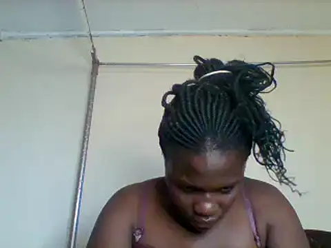 Snapshot of missarpie chatting on 12.08.24 missarpie online show from 12.08.24