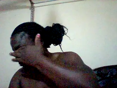 Snapshot of missarpie chatting on 12.14.24 missarpie online show from 12.14.24