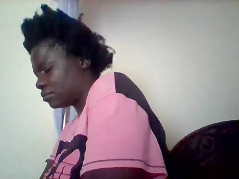 Snapshot of missarpie chatting on 09.19.25 missarpie online show from 09.19.25