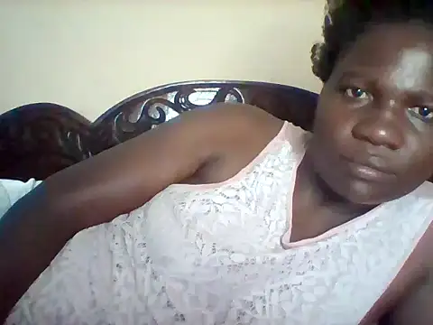 Snapshot of missarpie chatting on 09.22.25 missarpie online show from 09.22.25