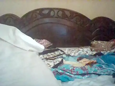 Snapshot of missarpie chatting on 11.14.25 missarpie online show from 11.14.25