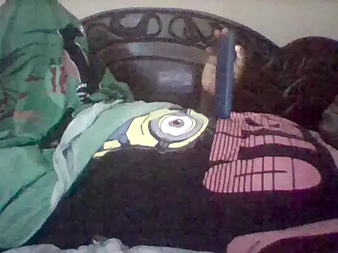 Snapshot of missarpie chatting on 11.25.25 missarpie online show from 11.25.25