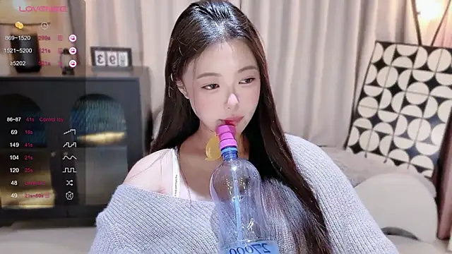 Snapshot of Ubela_7 chatting on 02.22.26 Ubela 7 online show from 02.22.26