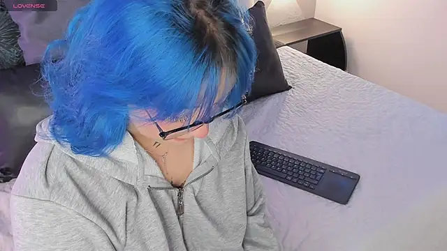 Snapshot of sofi_bakerr chatting on 11.07.25 sofi bakerr online show from 11.07.25