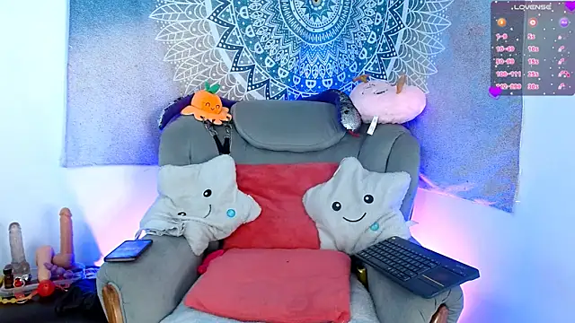 tevenwhiite online show from 03.12.25