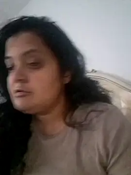 Snapshot of sarahhh1987 chatting on 12.28.24 sarahhh1987 online show from 12.28.24