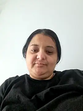 Snapshot of sarahhh1987 chatting on 02.20.26 sarahhh1987 online show from 02.20.26