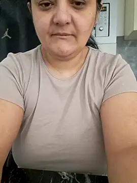 Snapshot of sarahhh1987 chatting on 02.22.26 sarahhh1987 online show from 02.22.26