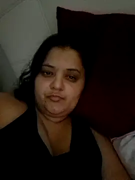 Snapshot of sarahhh1987 chatting on 02.23.26 sarahhh1987 online show from 02.23.26