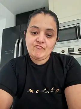 Snapshot of sarahhh1987 chatting on 03.14.26 sarahhh1987 online show from 03.14.26