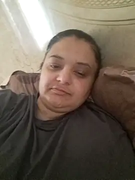 Snapshot of sarahhh1987 chatting on 03.28.26 sarahhh1987 online show from 03.28.26