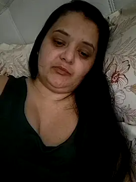 Snapshot of sarahhh1987 chatting on 04.01.26 sarahhh1987 online show from 04.01.26