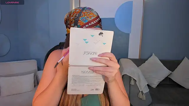 BellaRose X online show from 10.11.25