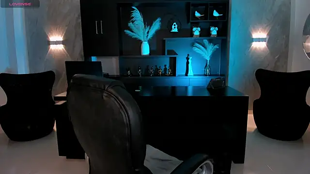 ViolettHansson online show from 10.03.25