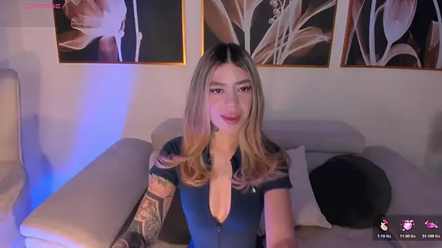 ViolettHansson online show from 07.09.26
