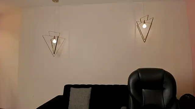 AliceHarper  online show from 11.06.25