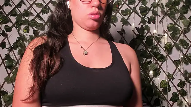 CoralineSanchez online show from 09.20.25