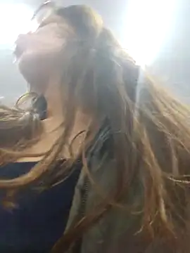 Snapshot of mmmVirginia chatting on 11.04.25 mmmVirginia online show from 11.04.25