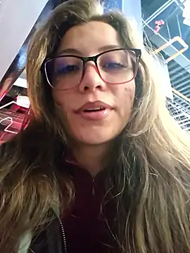 Snapshot of mmmVirginia chatting on 11.26.25 mmmVirginia online show from 11.26.25