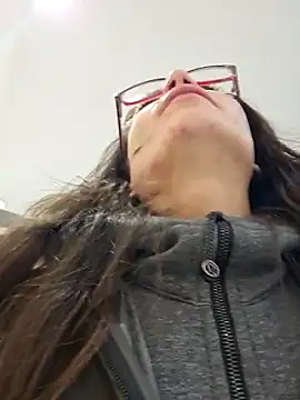 Snapshot of mmmVirginia chatting on 11.28.25 mmmVirginia online show from 11.28.25