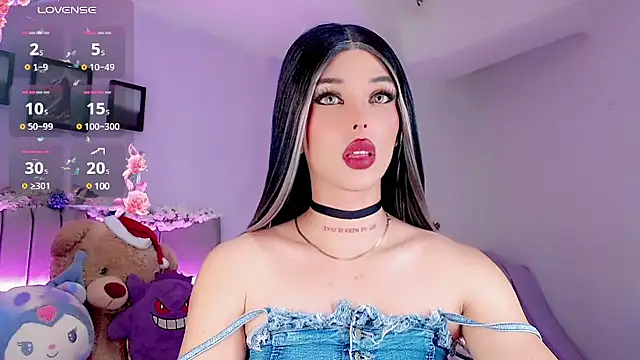 Snapshot of Marian_LV chatting on 12.23.24 Marian LV online show from 12.23.24