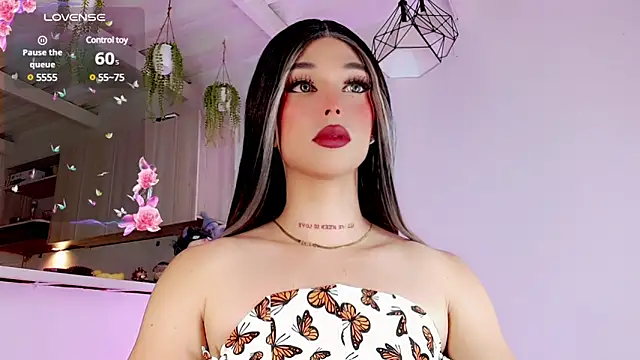 Snapshot of Marian_LV chatting on 02.04.25 Marian LV online show from 02.04.25