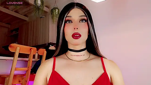 Snapshot of Marian_LV chatting on 02.28.25 Marian LV online show from 02.28.25