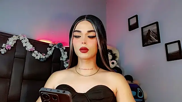 Snapshot of Marian_LV chatting on 09.27.25 Marian LV online show from 09.27.25