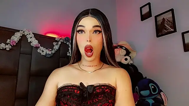 Snapshot of Marian_LV chatting on 10.03.25 Marian LV online show from 10.03.25