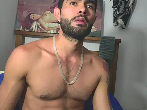 Snapshot of hideonbush051 chatting on 02.11.26 hideonbush051 online show from 02.11.26