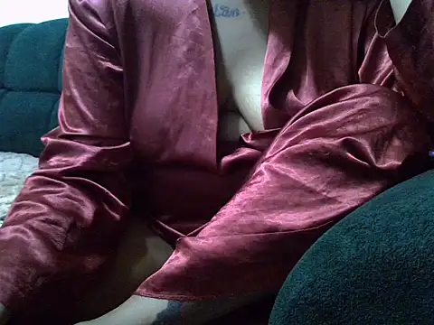NATASHA LUCKY online show from 05.06.26