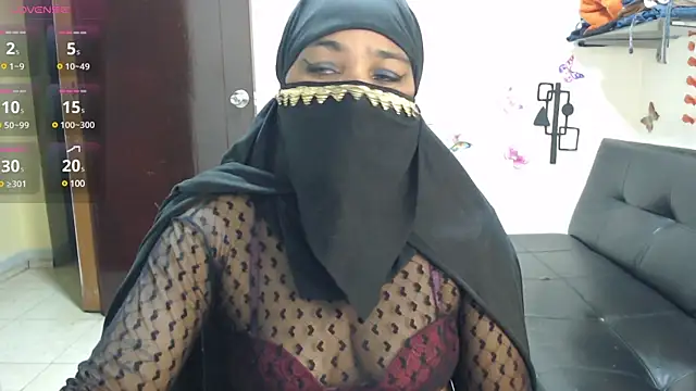 Snapshot of Aaliyah_brown chatting on 03.15.25 Aaliyah brown online show from 03.15.25