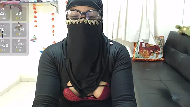 Snapshot of Aaliyah_brown chatting on 09.25.25 Aaliyah brown online show from 09.25.25