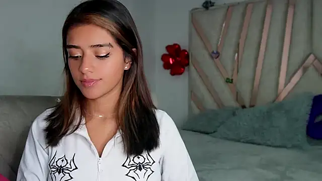 Rebecca 055 online show from 11.30.25