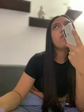 Salome golvert online show from 12.02.24