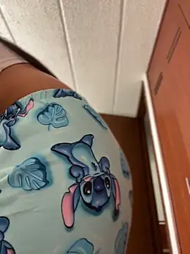 Salome golvert online show from 12.04.24