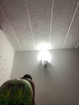 Salome golvert online show from 12.25.24