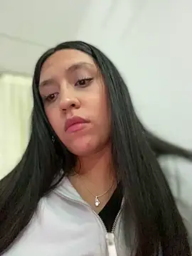 Salome golvert online show from 01.15.25