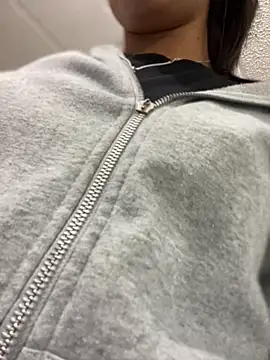 Salome golvert online show from 02.01.25