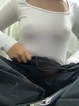 Snapshot of Salome_golvert chatting on 03.24.26 Salome golvert online show from 03.24.26